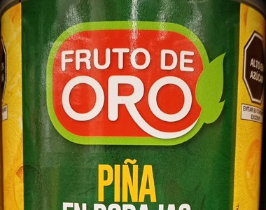 Piña en almíbar